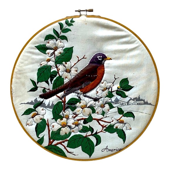 Vintage Set of Tenor Framed Bird Needlepoints - Picture 3 of 4